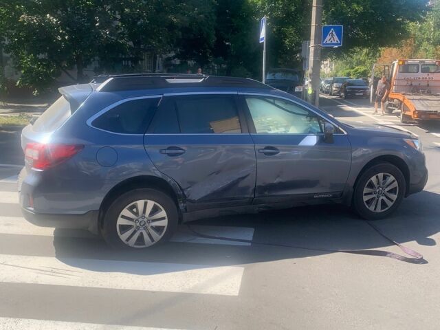 Синій Субару Аутбек, об'ємом двигуна 2.5 л та пробігом 170 тис. км за 9593 $, фото 1 на Automoto.ua
