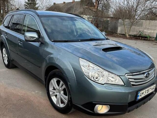 Зеленый Субару Аутбек, объемом двигателя 2 л и пробегом 199 тыс. км за 9300 $, фото 1 на Automoto.ua