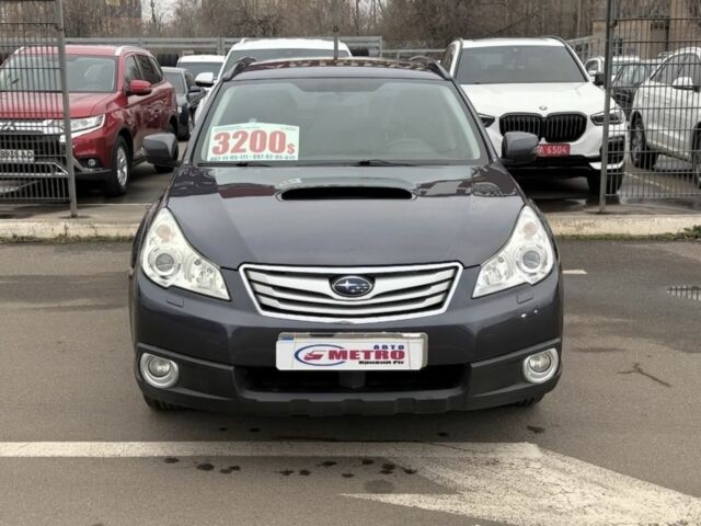 Зеленый Субару Аутбек, объемом двигателя 2 л и пробегом 252 тыс. км за 8800 $, фото 1 на Automoto.ua
