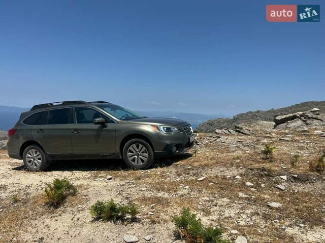 Зелений Субару Аутбек, об'ємом двигуна 2.46 л та пробігом 175 тис. км за 10700 $, фото 1 на Automoto.ua