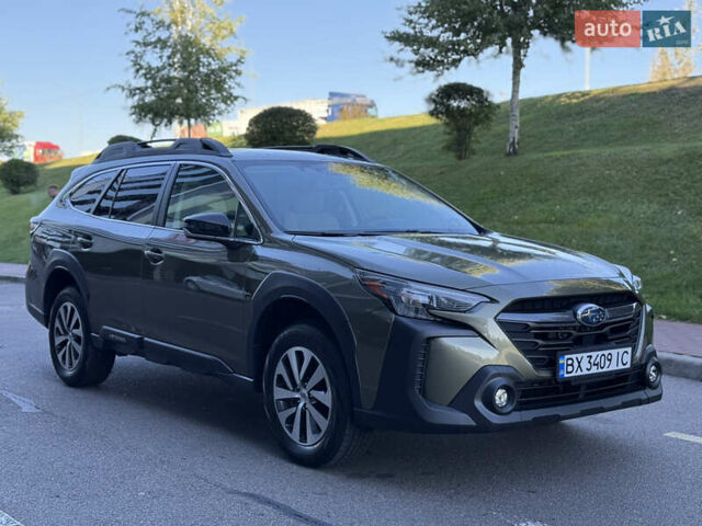 Зелений Субару Аутбек, об'ємом двигуна 2.5 л та пробігом 12 тис. км за 27500 $, фото 1 на Automoto.ua
