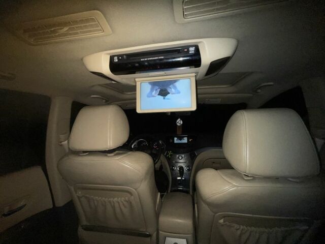 Черный Субару Трибека, объемом двигателя 3 л и пробегом 239 тыс. км за 4700 $, фото 1 на Automoto.ua