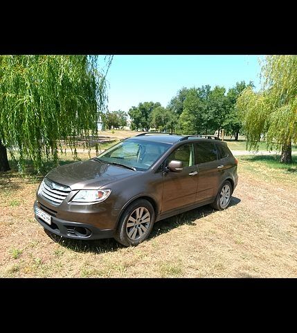 Коричневый Субару Трибека, объемом двигателя 3.6 л и пробегом 350 тыс. км за 5500 $, фото 1 на Automoto.ua