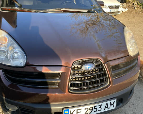 Красный Субару Трибека, объемом двигателя 3 л и пробегом 280 тыс. км за 6700 $, фото 1 на Automoto.ua