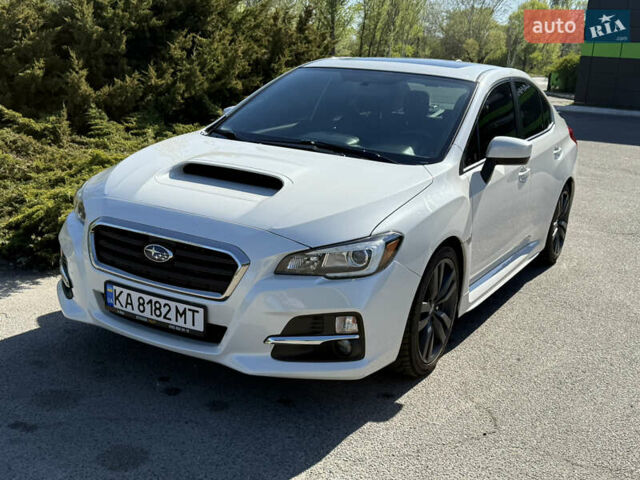 Белый Субару ВРХ, объемом двигателя 2 л и пробегом 146 тыс. км за 13999 $, фото 1 на Automoto.ua