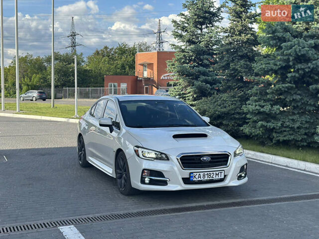 Белый Субару ВРХ, объемом двигателя 2 л и пробегом 146 тыс. км за 12999 $, фото 1 на Automoto.ua