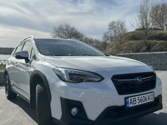 Білий Субару ХВ, об'ємом двигуна 2 л та пробігом 173 тис. км за 18000 $, фото 1 на Automoto.ua