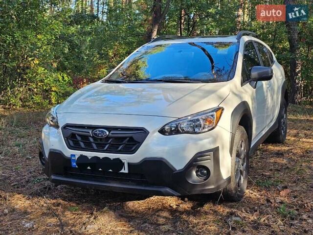 Белый Субару Crosstrek, объемом двигателя 2.5 л и пробегом 57 тыс. км за 20100 $, фото 1 на Automoto.ua