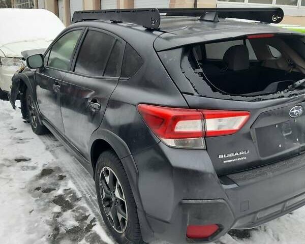 Серый Субару Crosstrek, объемом двигателя 2 л и пробегом 69 тыс. км за 9500 $, фото 1 на Automoto.ua