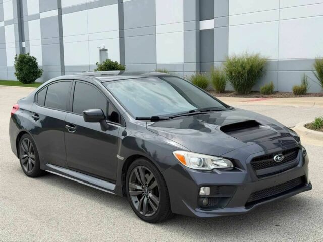 Серый Субару Impreza WRX, объемом двигателя 2 л и пробегом 69 тыс. км за 7913 $, фото 1 на Automoto.ua