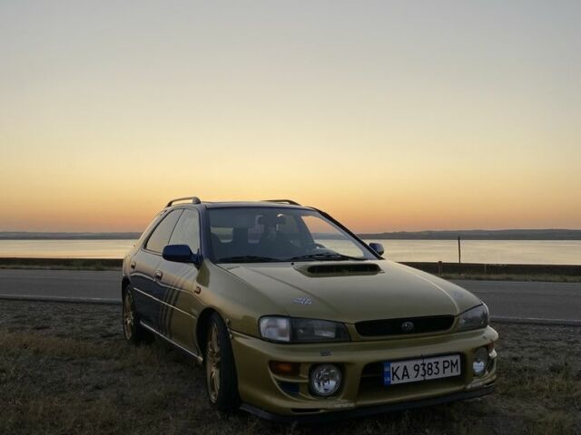 Синий Субару Impreza WRX, объемом двигателя 2 л и пробегом 220 тыс. км за 4700 $, фото 1 на Automoto.ua