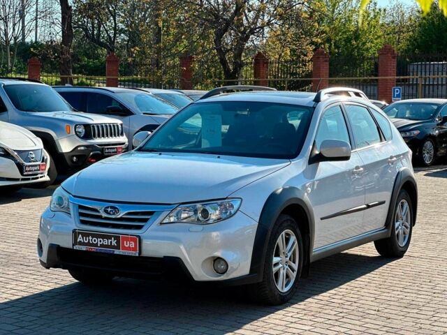 Белый Субару Impreza XV, объемом двигателя 2 л и пробегом 217 тыс. км за 6990 $, фото 1 на Automoto.ua