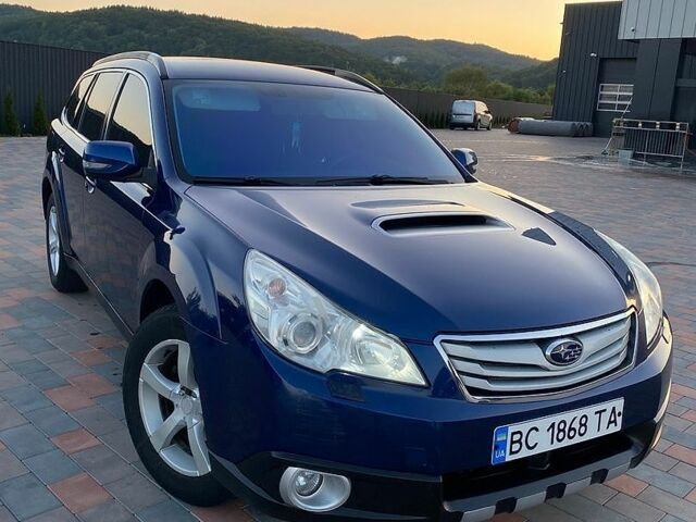 Синій Субару Legacy Outback, об'ємом двигуна 2 л та пробігом 272 тис. км за 6950 $, фото 1 на Automoto.ua