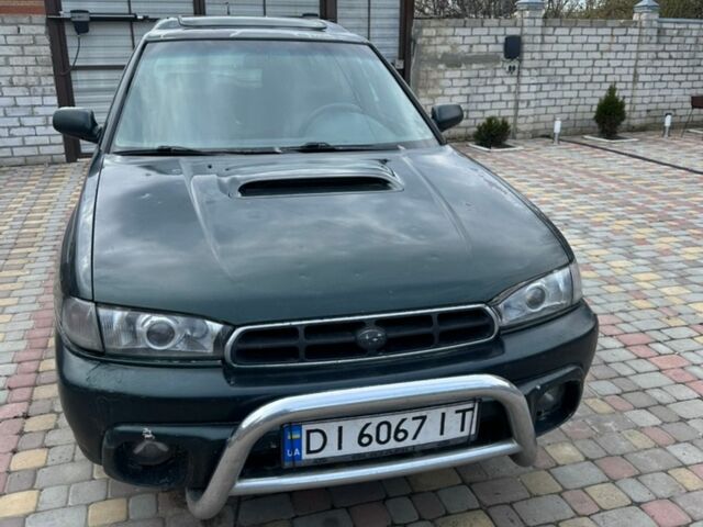 Зеленый Субару Legacy Outback, объемом двигателя 2.5 л и пробегом 565 тыс. км за 2000 $, фото 1 на Automoto.ua