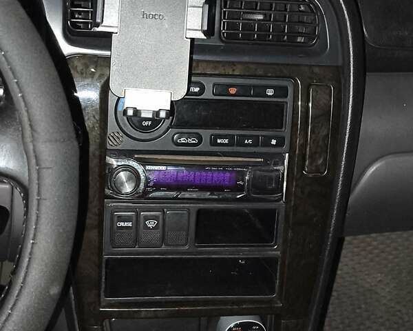 Зеленый Субару Legacy Outback, объемом двигателя 2.5 л и пробегом 250 тыс. км за 2800 $, фото 1 на Automoto.ua