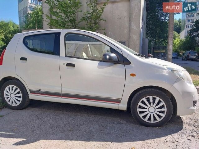 Белый Сузуки Альто, объемом двигателя 1 л и пробегом 83 тыс. км за 5600 $, фото 1 на Automoto.ua