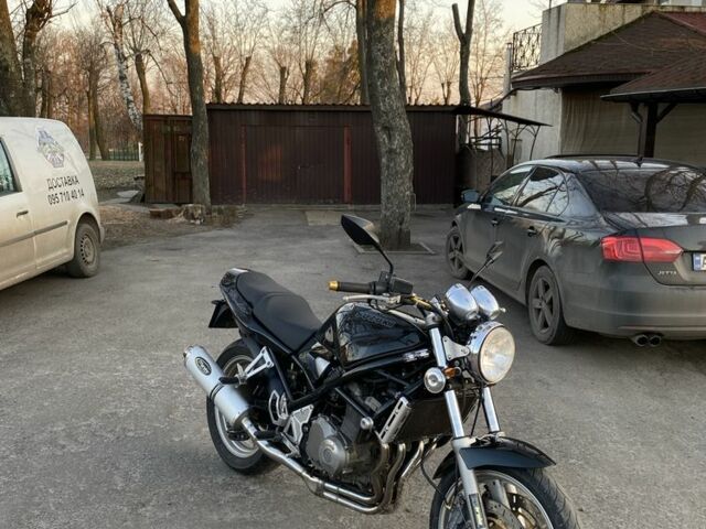 Сузукі Бандит, об'ємом двигуна 0.4 л та пробігом 0 тис. км за 2900 $, фото 1 на Automoto.ua