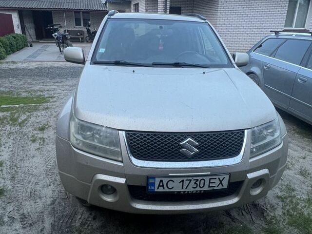 Бежевый Сузуки Другая, объемом двигателя 1.9 л и пробегом 300 тыс. км за 5600 $, фото 1 на Automoto.ua