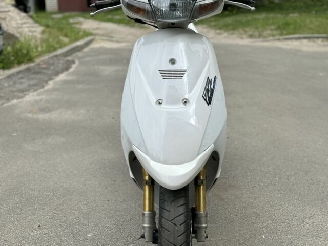 Сузуки Другая, объемом двигателя 49 л и пробегом 0 тыс. км за 1000 $, фото 1 на Automoto.ua