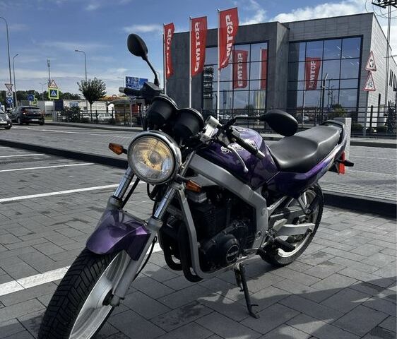 Сузуки Другая, объемом двигателя 0.5 л и пробегом 0 тыс. км за 1900 $, фото 1 на Automoto.ua