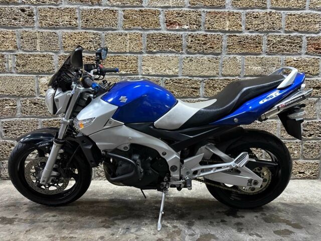 Сузуки Другая, объемом двигателя 0.4 л и пробегом 0 тыс. км за 3600 $, фото 1 на Automoto.ua