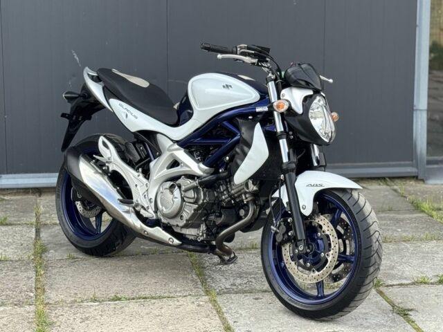 Сузуки Другая, объемом двигателя 0.4 л и пробегом 0 тыс. км за 4000 $, фото 1 на Automoto.ua