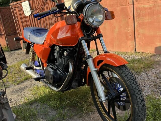 Сузукі Інша, об'ємом двигуна 0 л та пробігом 0 тис. км за 1600 $, фото 1 на Automoto.ua