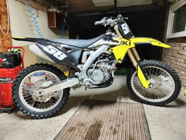 Сузуки Другая, объемом двигателя 0.25 л и пробегом 0 тыс. км за 4000 $, фото 1 на Automoto.ua