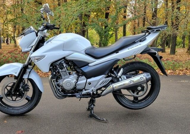 Сузуки Другая 2015 в Лубнах на Automoto.ua Сузуки Другая, объемом двигателя 0.25 л и пробегом 0 тыс. км за 2750 $, фото 1 на Automoto.ua