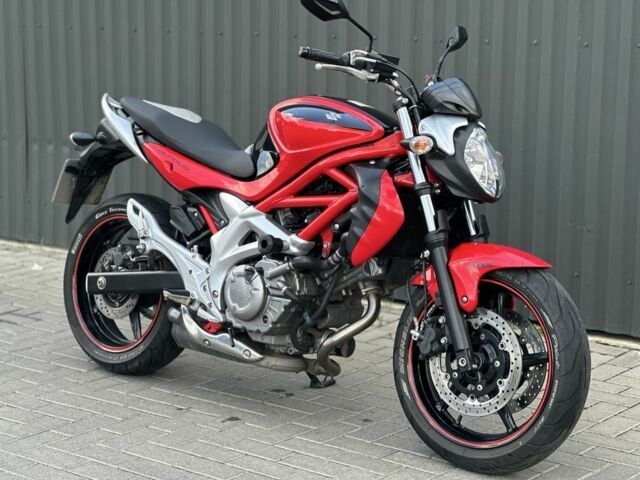 Сузукі Інша, об'ємом двигуна 0.65 л та пробігом 0 тис. км за 4900 $, фото 1 на Automoto.ua