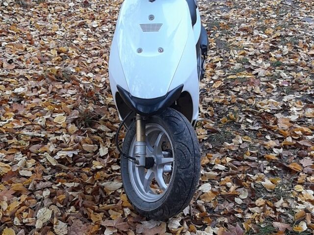 Сузуки Другая, объемом двигателя 50 л и пробегом 0 тыс. км за 422 $, фото 1 на Automoto.ua