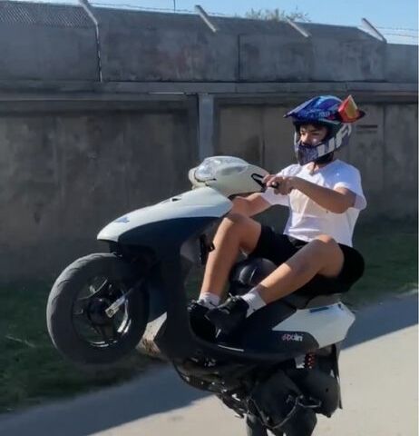 Сузуки Другая, объемом двигателя 49 л и пробегом 0 тыс. км за 379 $, фото 1 на Automoto.ua