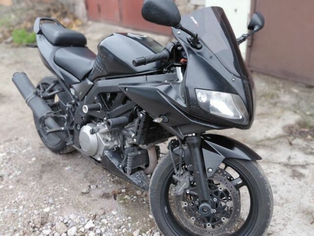 Сузукі Інша, об'ємом двигуна 1 л та пробігом 0 тис. км за 3200 $, фото 1 на Automoto.ua