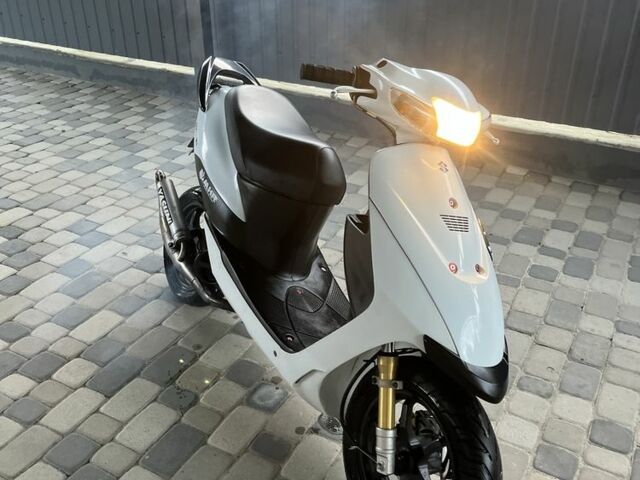 Сузуки Другая, объемом двигателя 72 л и пробегом 0 тыс. км за 1546 $, фото 1 на Automoto.ua