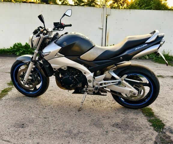 Сузуки Другая, объемом двигателя 0.6 л и пробегом 0 тыс. км за 5300 $, фото 1 на Automoto.ua
