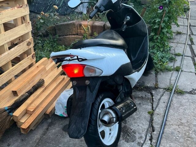 Сузуки Другая, объемом двигателя 49 л и пробегом 0 тыс. км за 850 $, фото 1 на Automoto.ua