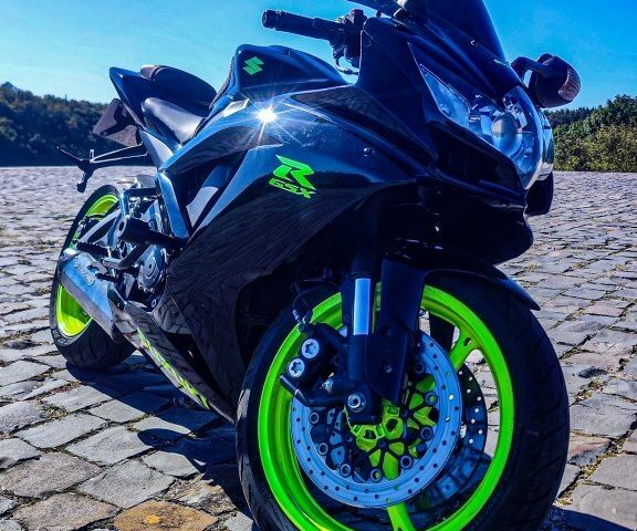 Сузуки ГСХ-Р, объемом двигателя 0.75 л и пробегом 0 тыс. км за 6200 $, фото 1 на Automoto.ua