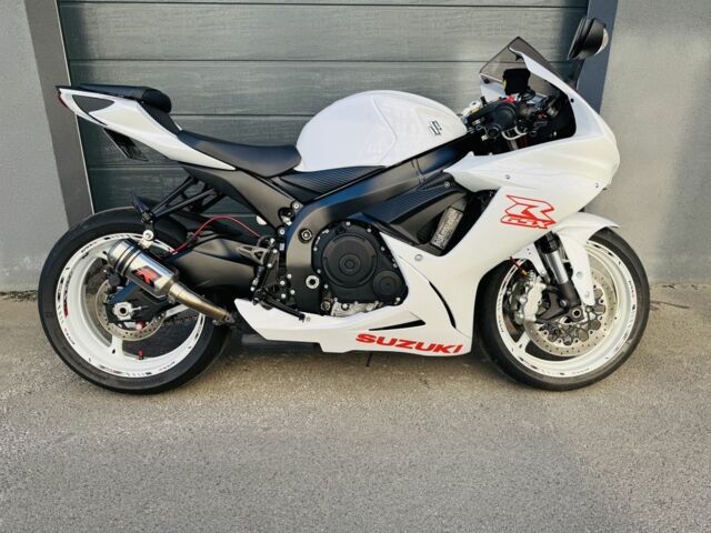 Сузукі ГСХ-Р, об'ємом двигуна 0.6 л та пробігом 0 тис. км за 10000 $, фото 1 на Automoto.ua