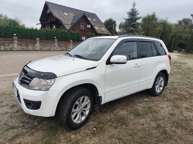 Білий Сузукі Гранд Вітара, об'ємом двигуна 0 л та пробігом 62 тис. км за 15499 $, фото 1 на Automoto.ua