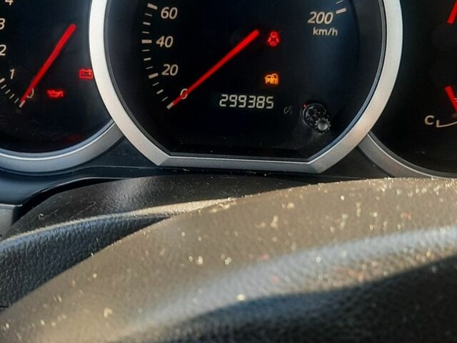 Бежевый Сузуки Гранд Витара, объемом двигателя 0 л и пробегом 299 тыс. км за 6300 $, фото 1 на Automoto.ua