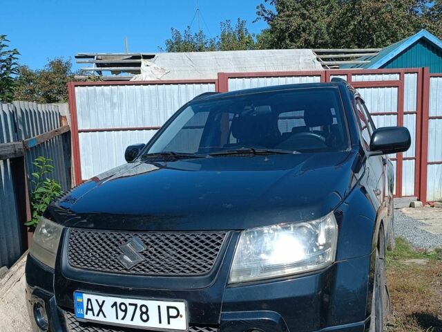 Чорний Сузукі Гранд Вітара, об'ємом двигуна 2 л та пробігом 228 тис. км за 6450 $, фото 1 на Automoto.ua