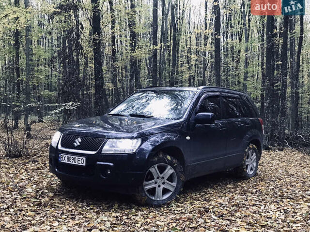 Чорний Сузукі Гранд Вітара, об'ємом двигуна 2 л та пробігом 285 тис. км за 6600 $, фото 1 на Automoto.ua