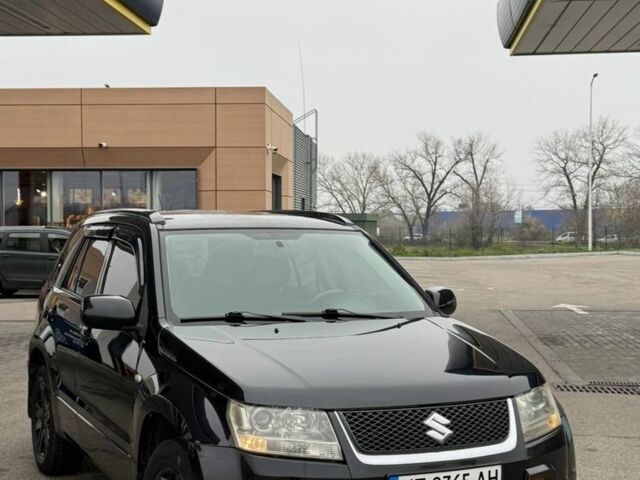 Черный Сузуки Гранд Витара, объемом двигателя 2 л и пробегом 155 тыс. км за 8999 $, фото 1 на Automoto.ua