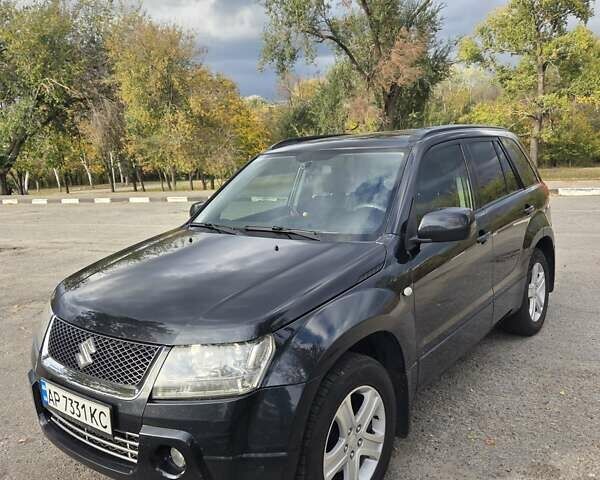 Чорний Сузукі Гранд Вітара, об'ємом двигуна 2 л та пробігом 237 тис. км за 8500 $, фото 1 на Automoto.ua
