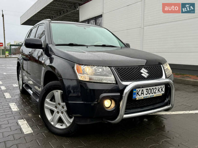 Черный Сузуки Гранд Витара, объемом двигателя 2.74 л и пробегом 178 тыс. км за 7500 $, фото 1 на Automoto.ua