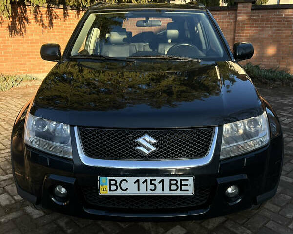 Чорний Сузукі Гранд Вітара, об'ємом двигуна 2 л та пробігом 209 тис. км за 7500 $, фото 1 на Automoto.ua