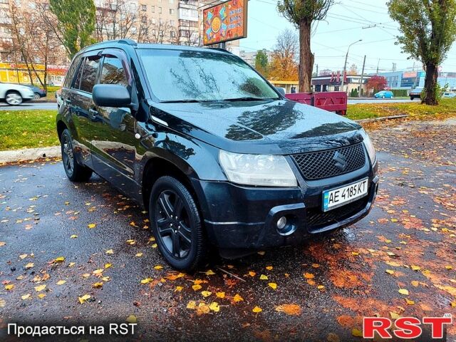 Чорний Сузукі Гранд Вітара, об'ємом двигуна 2 л та пробігом 0 тис. км за 5500 $, фото 1 на Automoto.ua