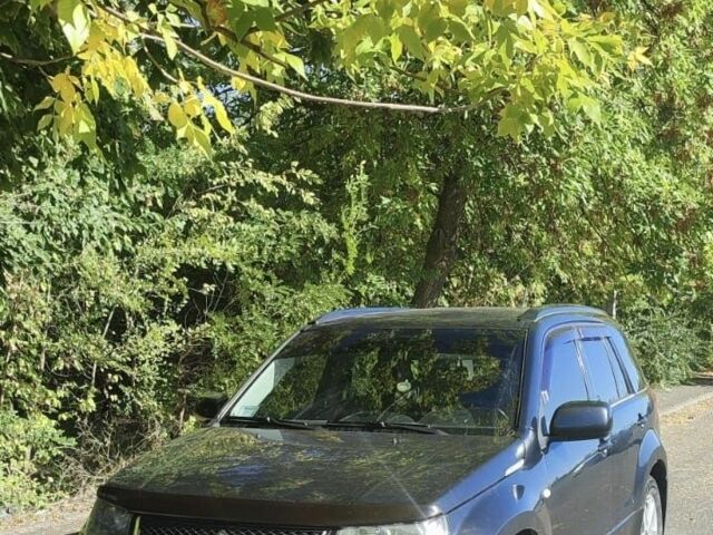 Чорний Сузукі Гранд Вітара, об'ємом двигуна 2 л та пробігом 147 тис. км за 8000 $, фото 1 на Automoto.ua