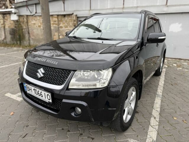 Чорний Сузукі Гранд Вітара, об'ємом двигуна 2.4 л та пробігом 135 тис. км за 8100 $, фото 1 на Automoto.ua