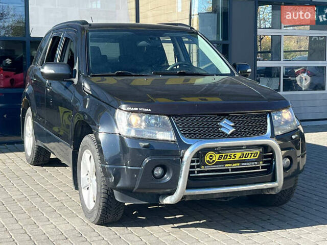 Черный Сузуки Гранд Витара, объемом двигателя 2.39 л и пробегом 290 тыс. км за 6100 $, фото 1 на Automoto.ua